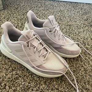 Light purple adidas tennis shoes size 9 Women